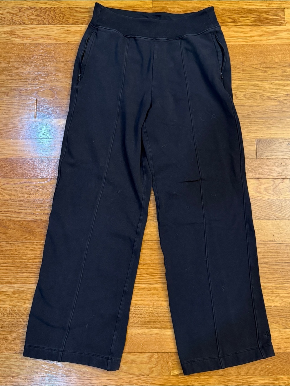 Athleta Retro plush Wide Leg Cozy Fleece Sweat Pants Black - Size Small